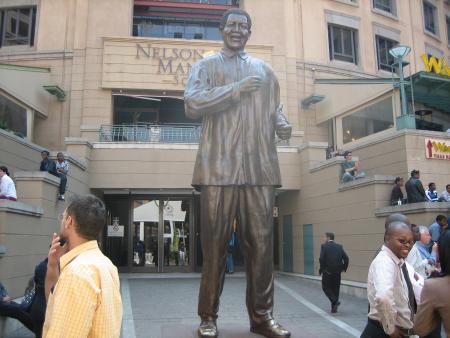 NELSON MANDELA SQUARE
